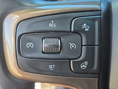 Used 2023 Chevrolet Silverado 2500 High Country w/ Z71 Off-Road Package image 17