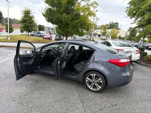 Used 2016 Kia Forte EX w/ EX Premium Package FWD image 19