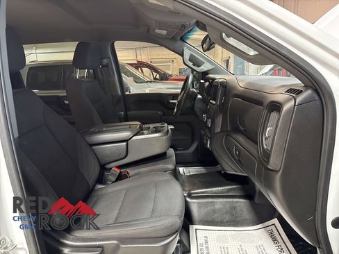 Used 2024 Chevrolet Silverado 3500 W/T image 23