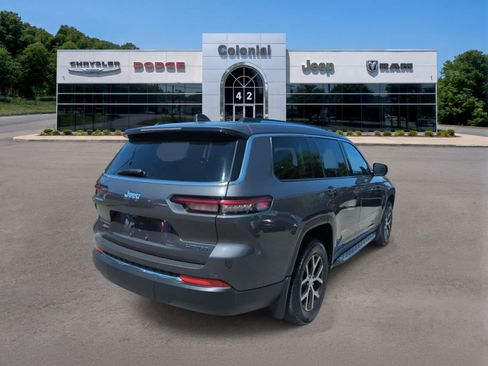Used 2023 Jeep Grand Cherokee L Limited w/ Trailer Tow Group (B) AWD/4WD image 6