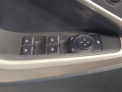 Used 2023 Ford Explorer XLT w/ Equipment Group 202A image 28