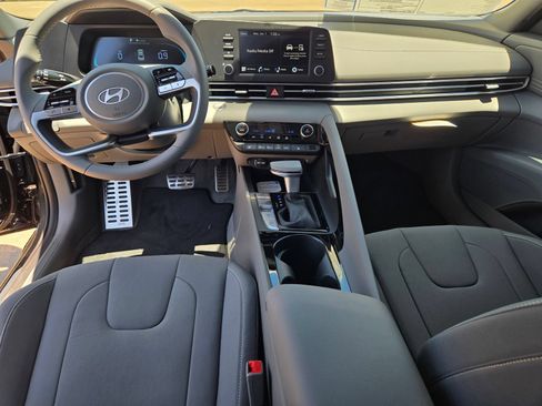 New 2026 Hyundai Elantra SEL Sport Premium FWD image 9