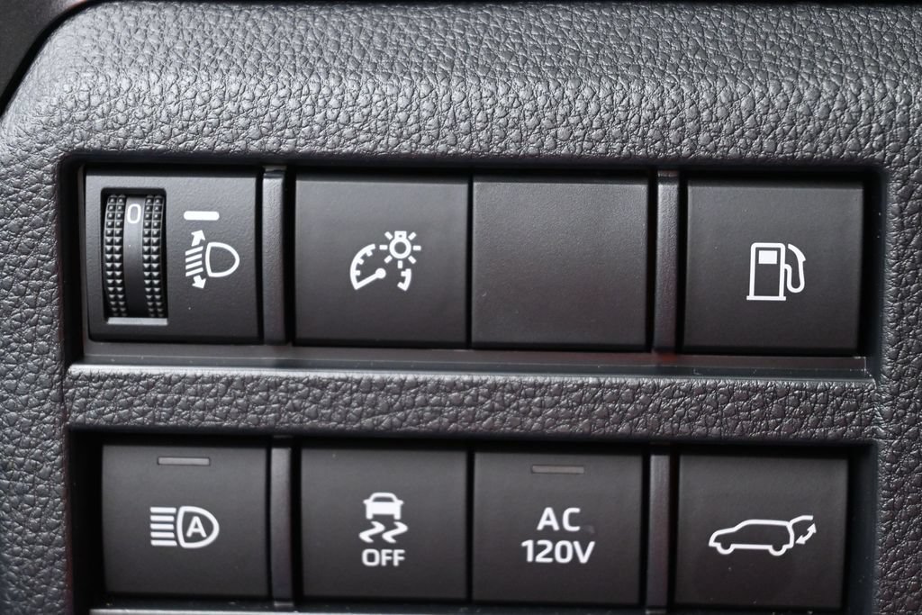Certified 2026 Toyota 4Runner TRD Off-Road Premium AWD/4WD image 15