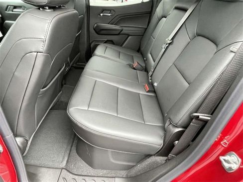 New 2026 GMC Canyon Elevation w/ Convenience Package image 9