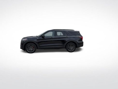 Used 2025 Ford Explorer ST-Line w/ ST-Line Street Pack AWD/4WD image 2