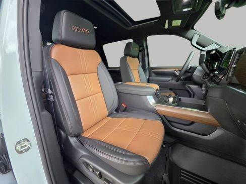 New 2026 Chevrolet Silverado 2500 High Country w/ Technology Package AWD/4WD image 12