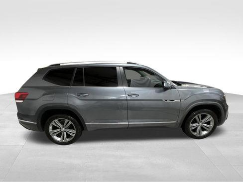 Used 2019 Volkswagen Atlas SEL R-Line FWD image 4