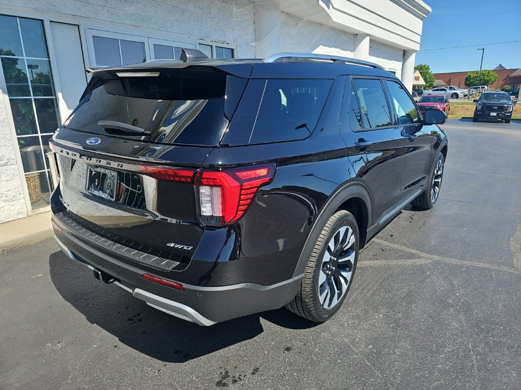New 2026 Ford Explorer Platinum w/ LUX Leather Package AWD/4WD image 4