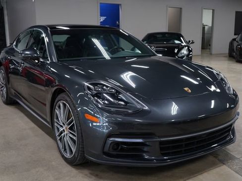 Used 2018 Porsche Panamera 4S AWD/4WD image 7