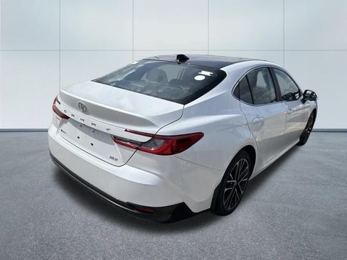 Used 2025 Toyota Camry XLE w/ Premium Plus Package FWD image 10