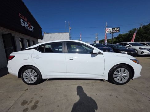 Used 2021 Nissan Sentra S FWD image 8