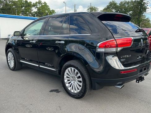 Used 2014 Lincoln MKX AWD w/ Equipment Group 101A image 13