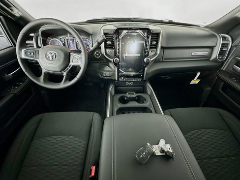 New 2026 RAM 3500 Big Horn AWD/4WD image 9