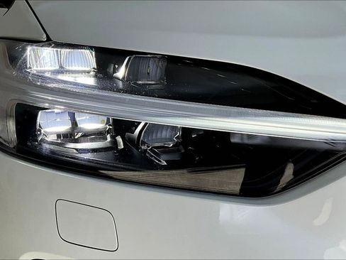 Used 2026 Volvo XC60 B5 Plus w/ Protection Package Premier image 36