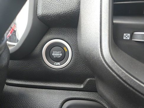 New 2025 RAM 2500 Tradesman image 39