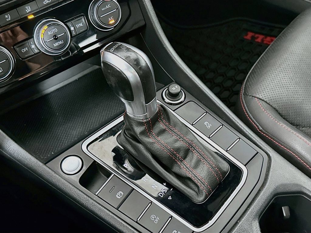 Used 2019 Volkswagen Jetta GLI Autobahn FWD image 57