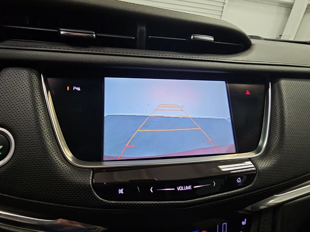 Used 2017 Cadillac XT5 Premium Luxury FWD image 19