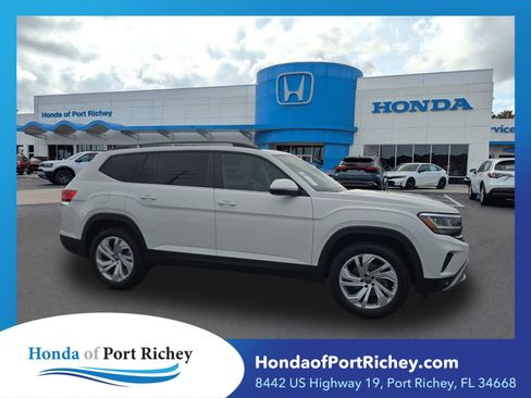 Used 2021 Volkswagen Atlas SE FWD image 1
