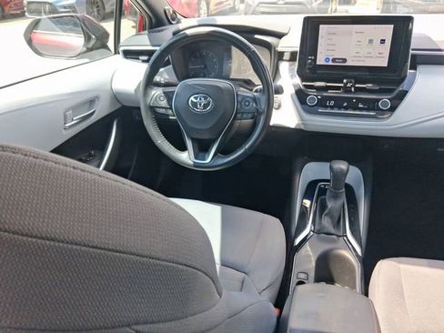 Used 2023 Toyota Corolla SE w/ SE Premium Package image 8