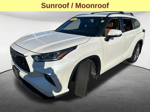 Used 2021 Toyota Highlander Platinum image 5