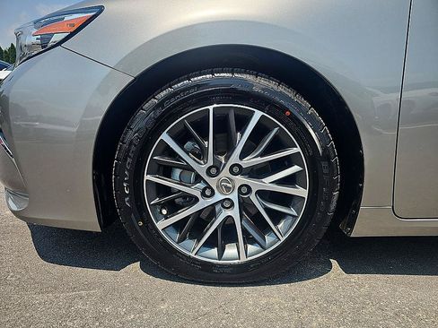 Used 2017 Lexus ES 350 FWD image 9