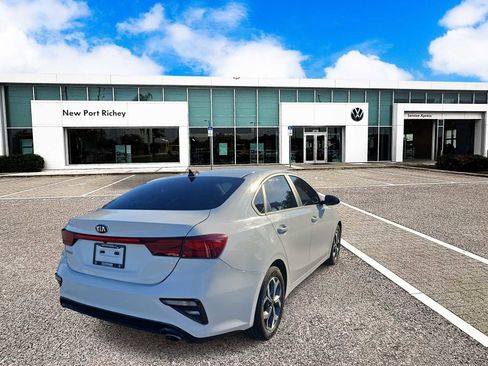Used 2019 Kia Forte LXS image 8