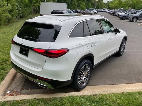 Used 2025 Mercedes-Benz GLC 300 image 31