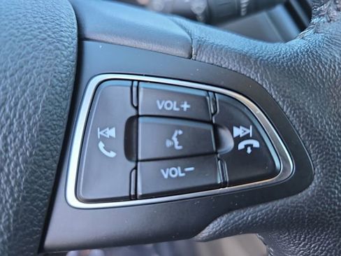 Used 2018 Ford Escape SEL image 18