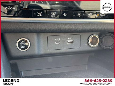 Used 2023 Nissan Rogue SV image 27