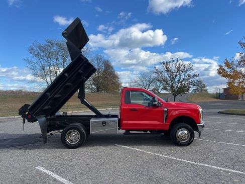 Used 2023 Ford F350 XL w/ Snow Plow Prep Package image 23