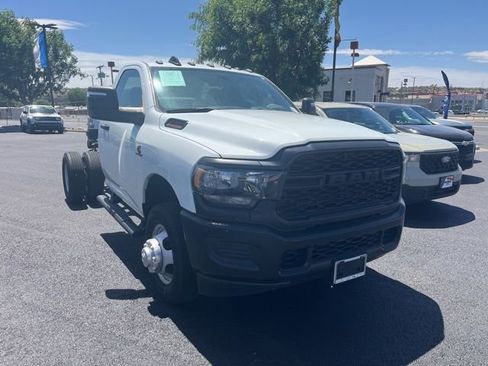Used 2024 RAM 3500 Tradesman RWD image 3