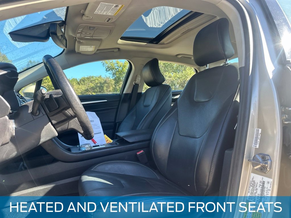 Used 2017 Ford Fusion Titanium FWD image 14