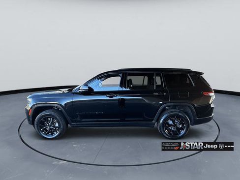 New 2025 Jeep Grand Cherokee L Laredo image 8