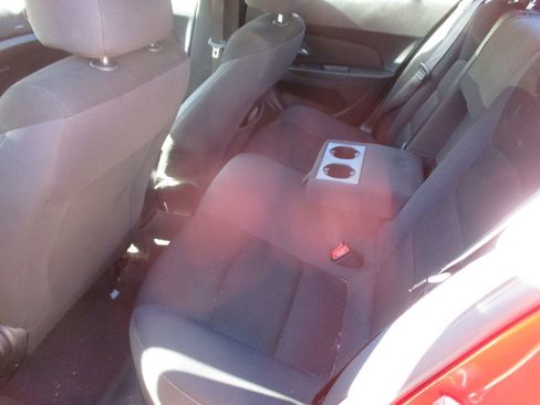 Used 2014 Chevrolet Cruze LT image 7