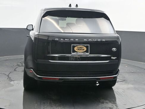 Used 2023 Land Rover Range Rover SE image 6
