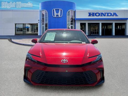 Used 2025 Toyota Camry SE w/ Multimedia Upgrade Package FWD image 10