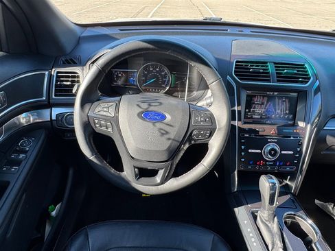 Used 2016 Ford Explorer Sport w/ Equipment Group 401A image 7