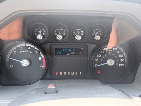 Used 2013 Ford F250 XL w/ PWR Equipment Group AWD/4WD image 13