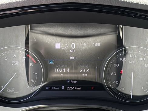 Used 2024 Cadillac XT6 Premium Luxury w/ Technology Package FWD image 8