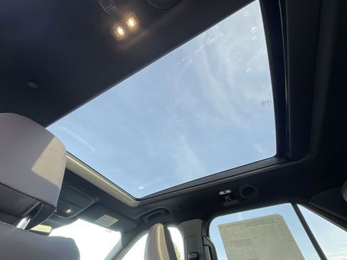 New 2026 Ford Explorer Platinum AWD/4WD image 22