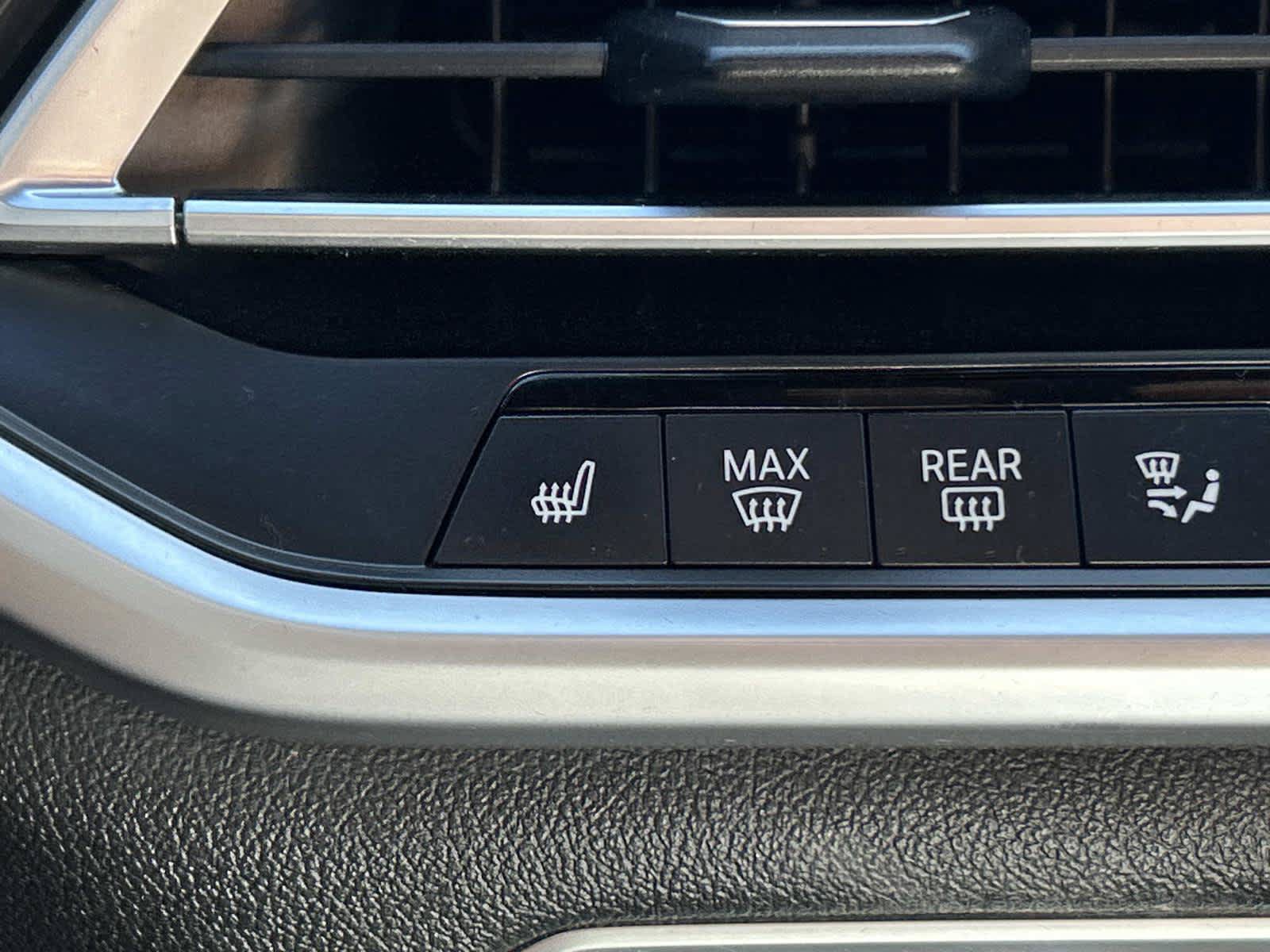 Used 2021 BMW X5 xDrive40i w/ M Sport Package AWD/4WD image 40