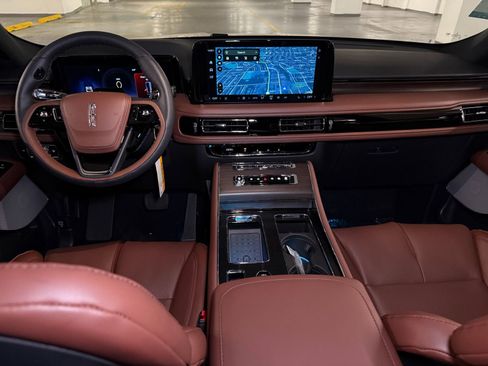 New 2026 Lincoln Aviator Reserve AWD/4WD image 21