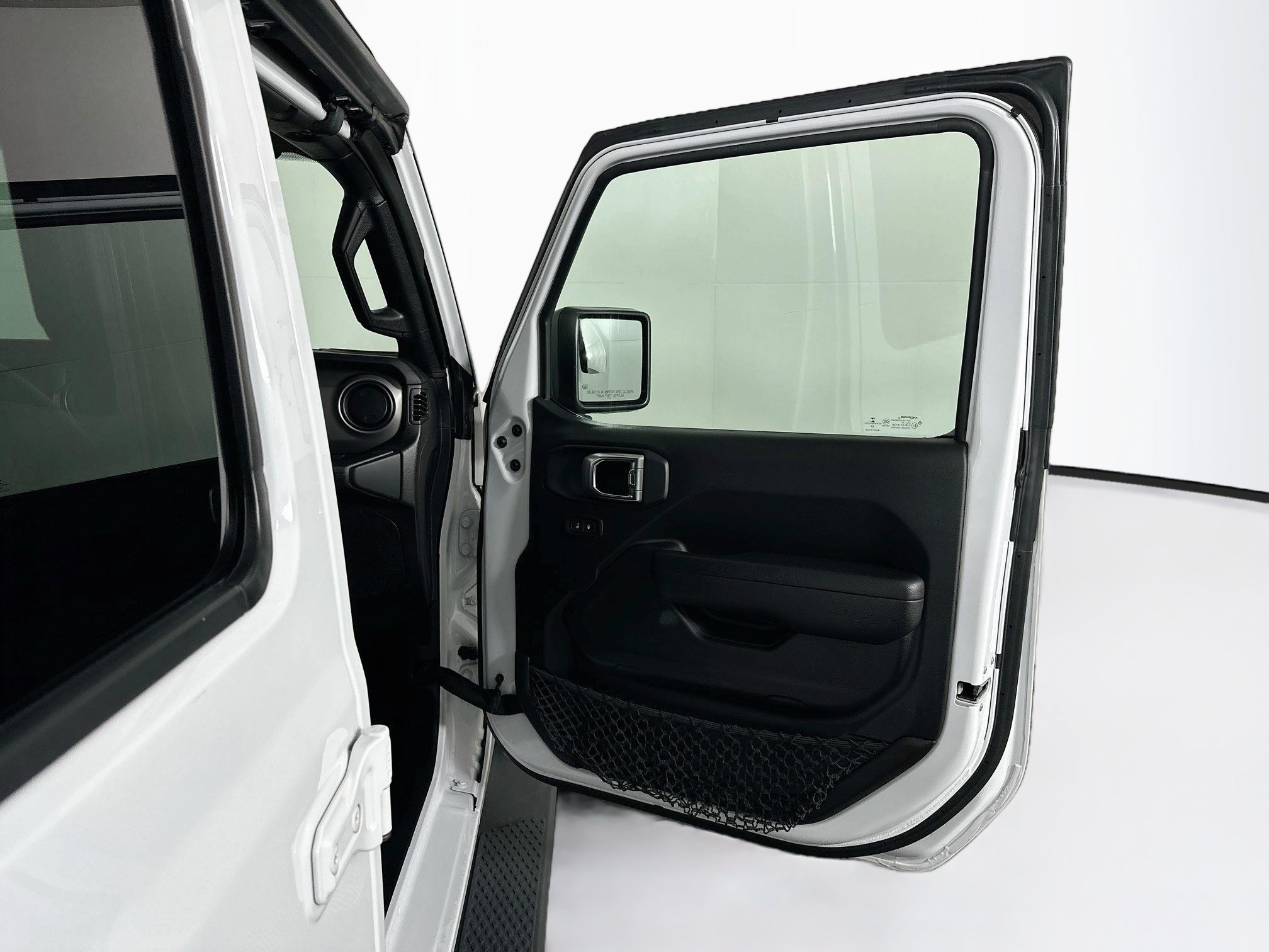 Used 2023 Jeep Gladiator Sport AWD/4WD image 30