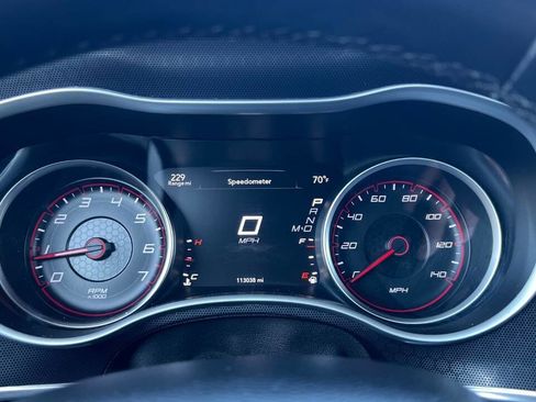 Used 2015 Dodge Charger SXT RWD image 11