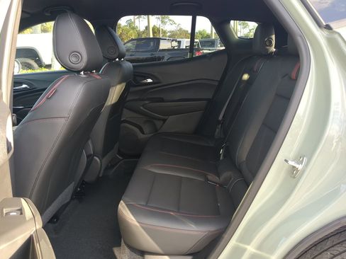 Used 2024 Chevrolet Trax RS w/ Driver Confidence Package image 14