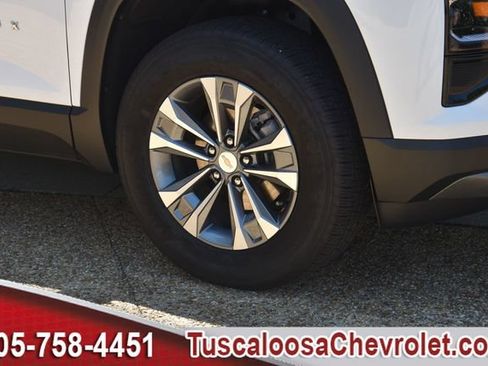 Used 2026 Chevrolet Equinox LT w/ Convenience Package II FWD image 14