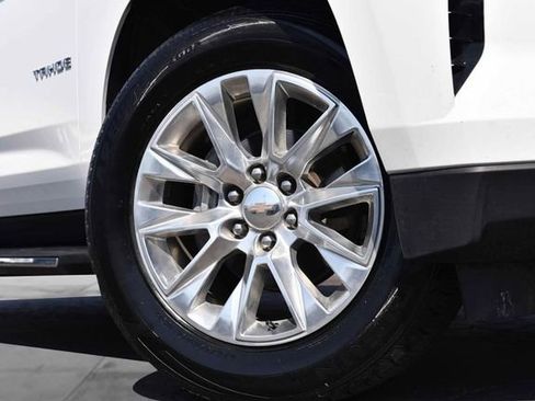 Used 2024 Chevrolet Tahoe Premier AWD/4WD image 3