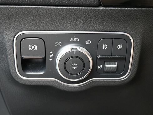Used 2021 Mercedes-Benz GLA 250 image 14