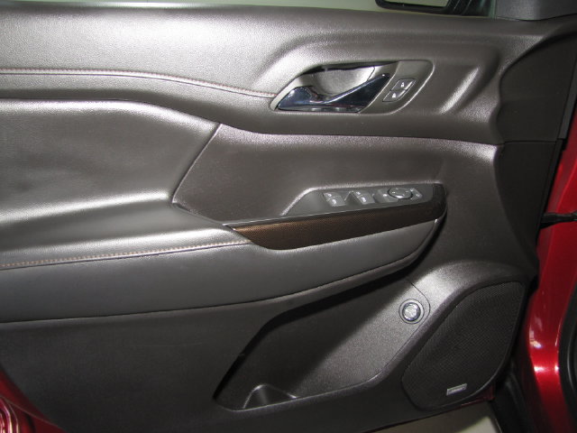 Used 2023 GMC Acadia AT4 w/ LPO, Floor Liner Package AWD/4WD image 33