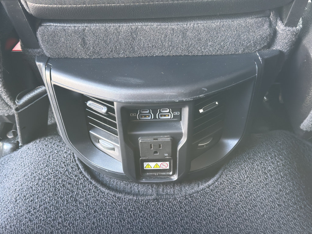 Used 2024 RAM 2500 Laramie w/ Safety Group AWD/4WD image 31